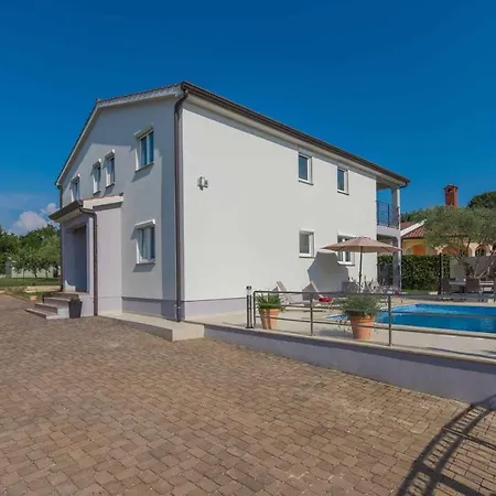 Apartment In - Istrien 44046