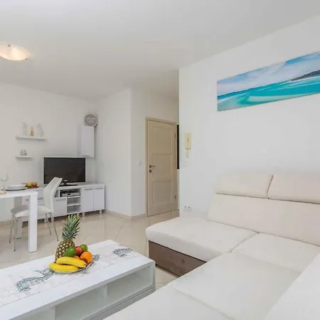 In - Istrien 44046 Porec